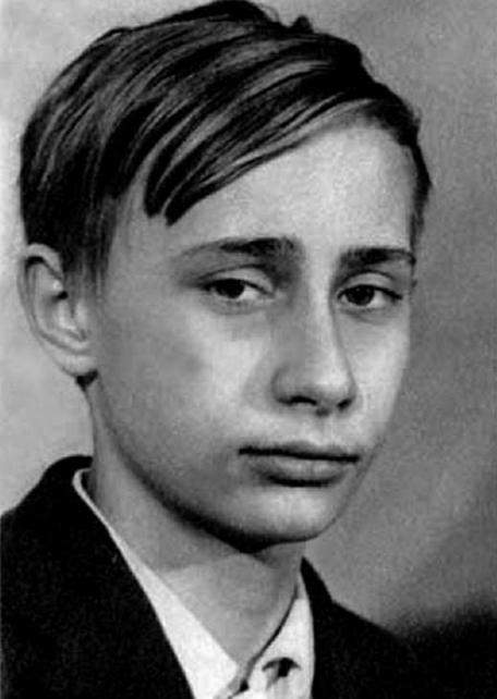 Путин был коварным мальчиком, в драках царапался, кусался и вырывал волосы, – школьные друзья диктатора
